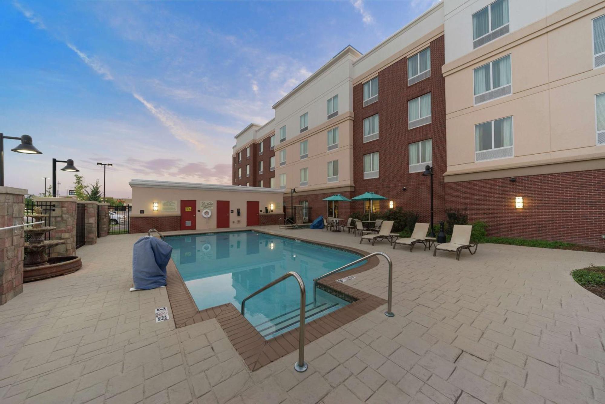 Hilton Garden Inn Lawton-Fort Sill Buitenkant foto